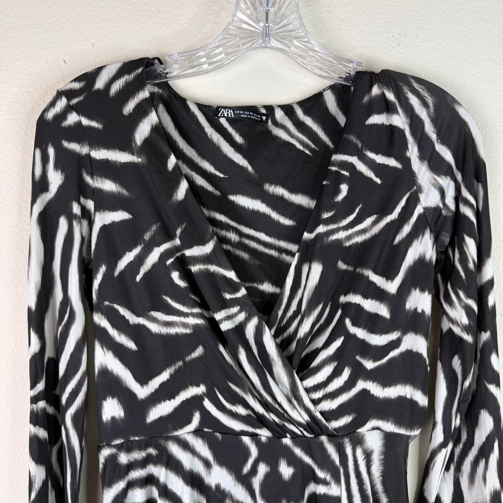 Zara Dress Womens XS Zebra Print Surplice V-Neck Long Sleeve Mini Fit & Flare - Picture 3 of 7